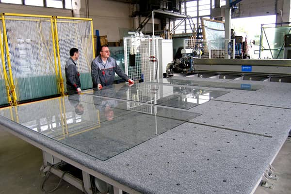 Фото цех по резке стекла